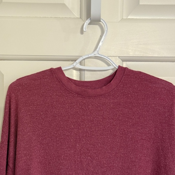 Alo Yoga oho Pullover Purple 42000 - Picture 7 of 13